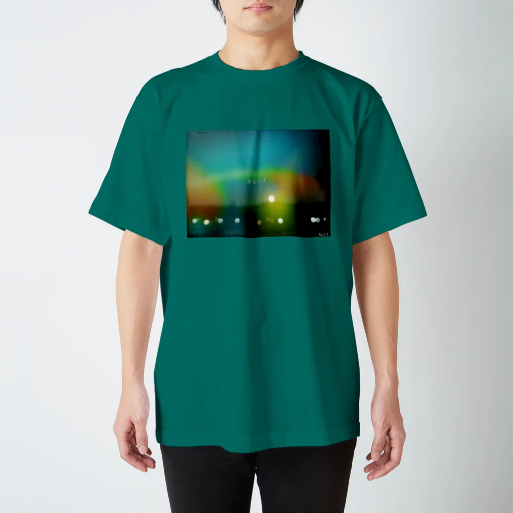 ふぃろのHW&Fと夜景写真のLIGHT LEAKS加工 スタンダードTシャツ