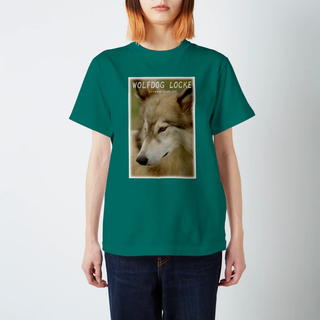 工房斑狼の狼犬ロックフォト スタンダードTシャツ