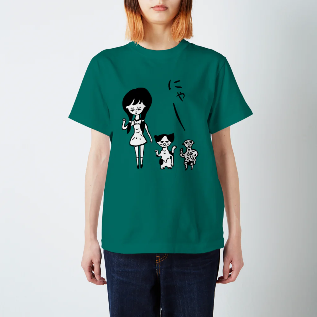 kumako33のにゃー白入りT スタンダードTシャツ