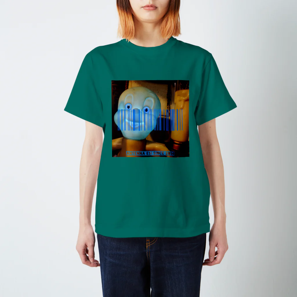 飯塚 iizukaのトイ No.1 Regular Fit T-Shirt
