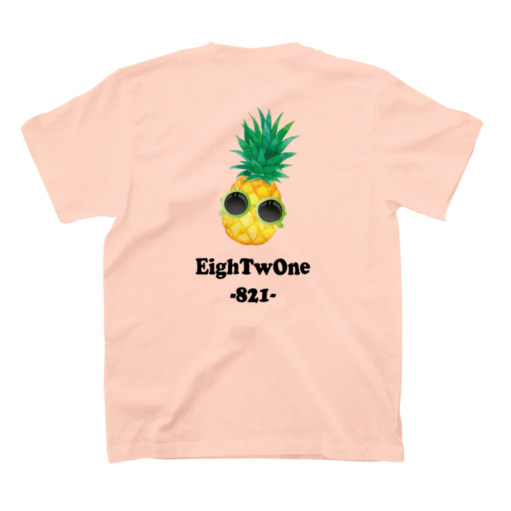 ストリートファッションはEighTwOne-821-(えいとぅーわん はちにーいち)のパイナップルマン🍍 スタンダードTシャツの裏面