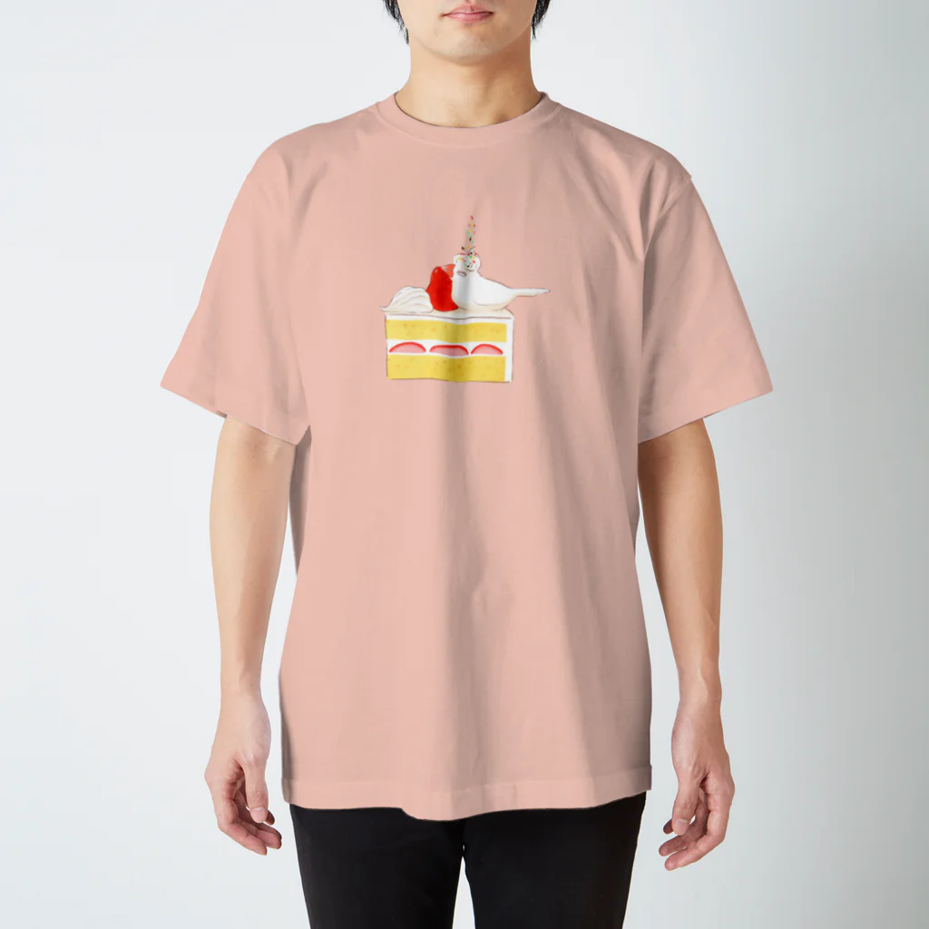 もしもしこちら文鳥のショートケーキ上の文鳥 Regular Fit T-Shirt