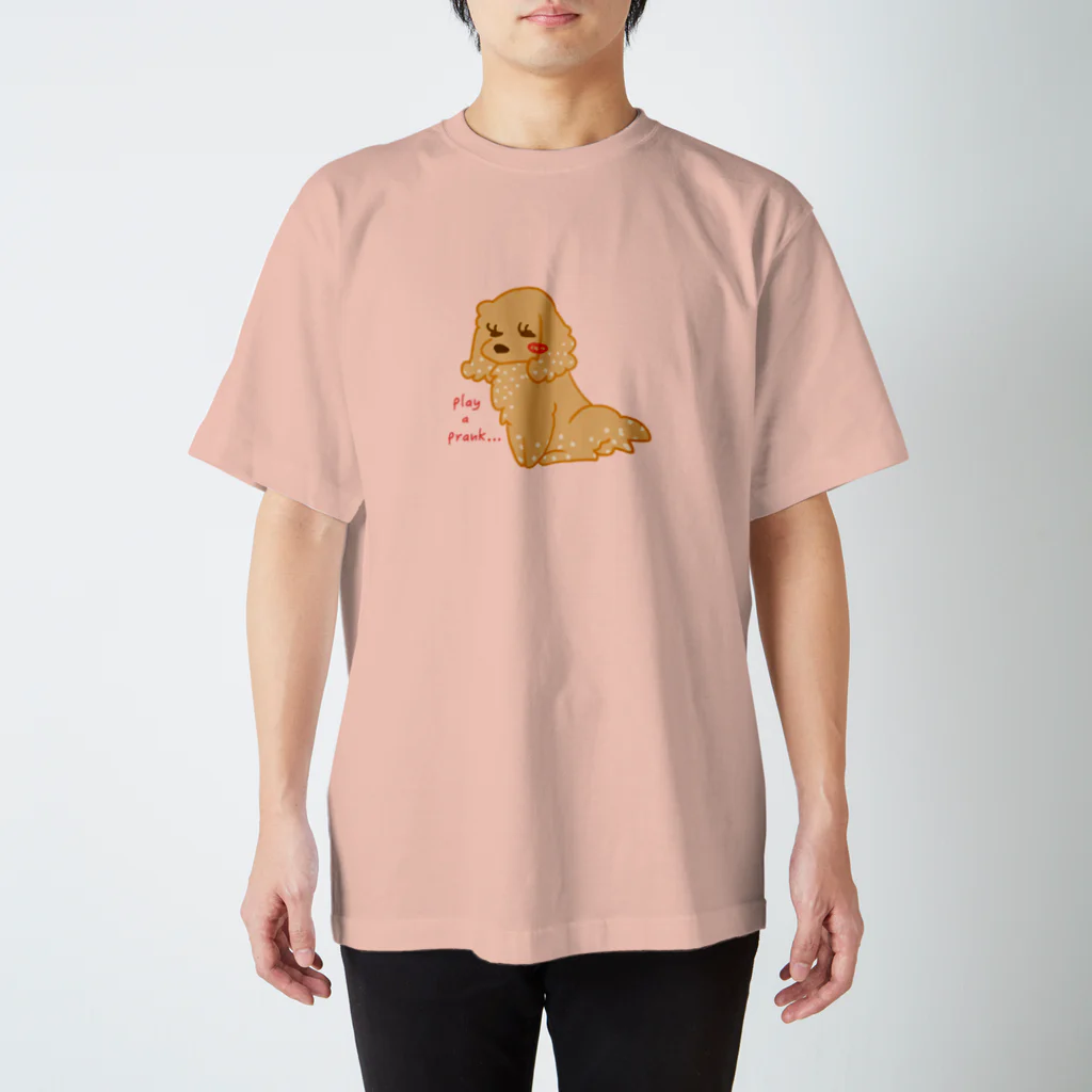 鈴のいたずらアメちゃん Regular Fit T-Shirt