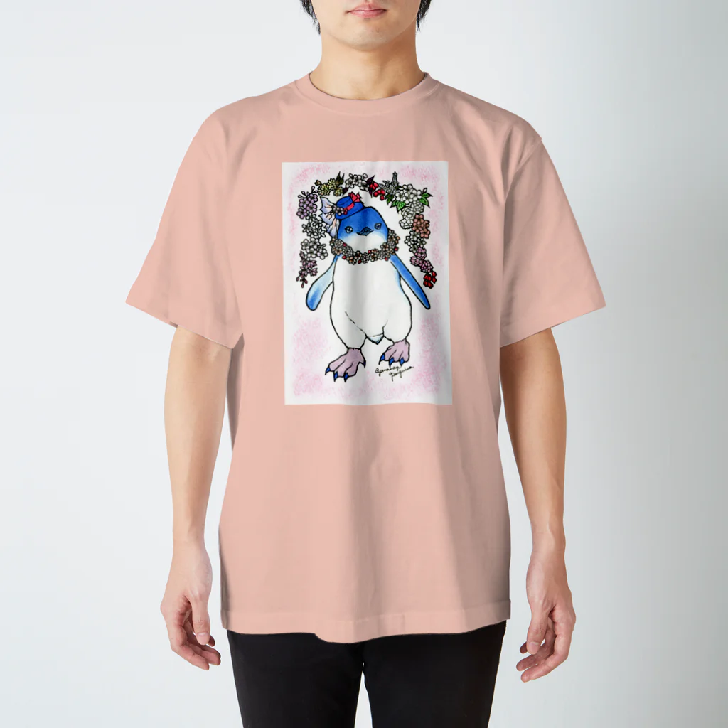ヤママユ(ヤママユ・ペンギイナ)の令和ぺんぎん－桜ふぇありー‐ Regular Fit T-Shirt