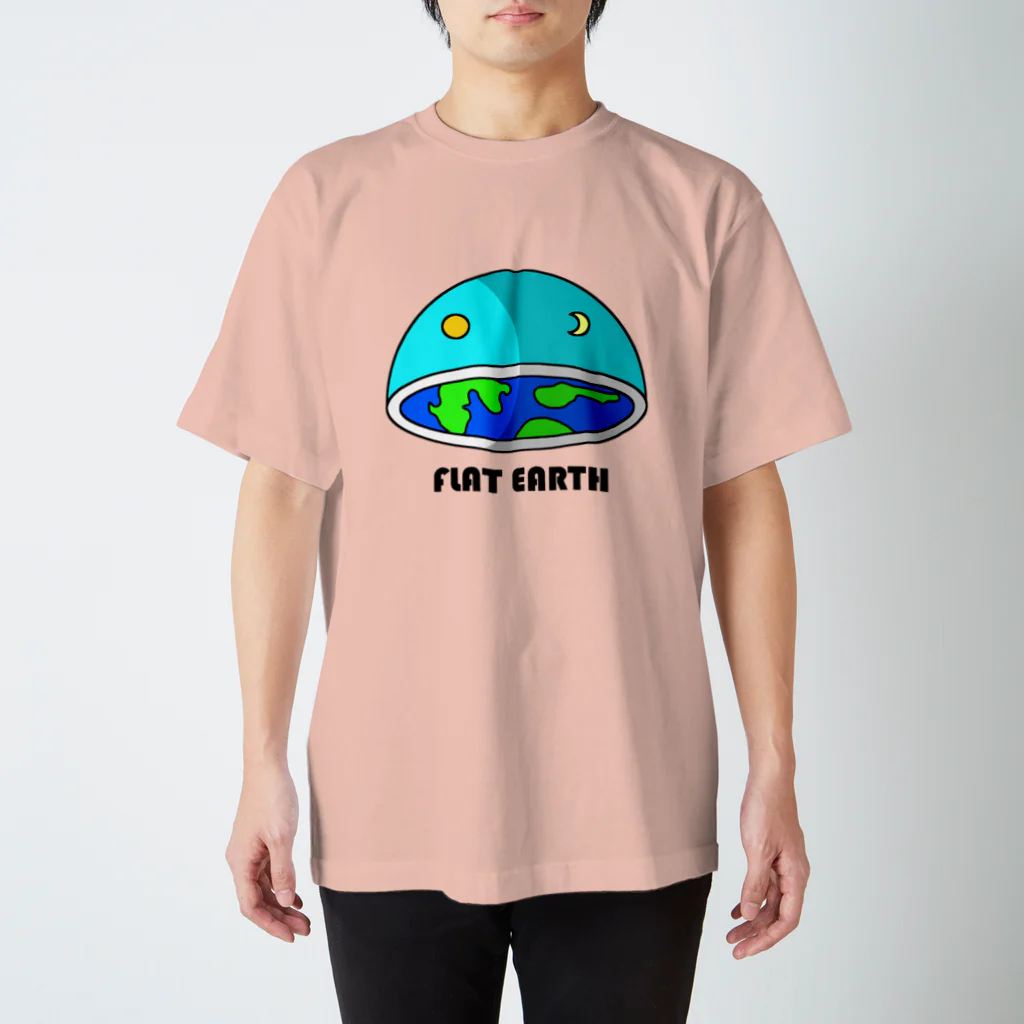 AVANT-GARDE　RESEARCH　REPORT　-アヴァンギャルド・リサーチ・リポート-のフラットアース　(FLAT　EARTH）透明背景 Regular Fit T-Shirt