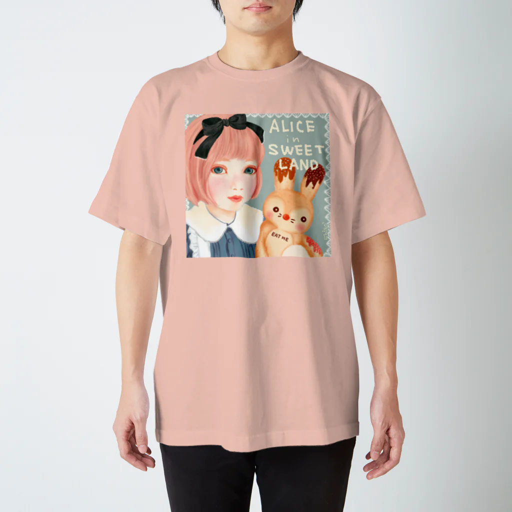 しましま製作所のお菓子の国のアリス Regular Fit T-Shirt