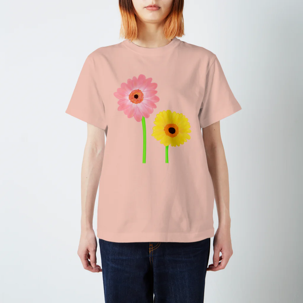 Lily bird（リリーバード）のガーベラ2輪 Regular Fit T-Shirt