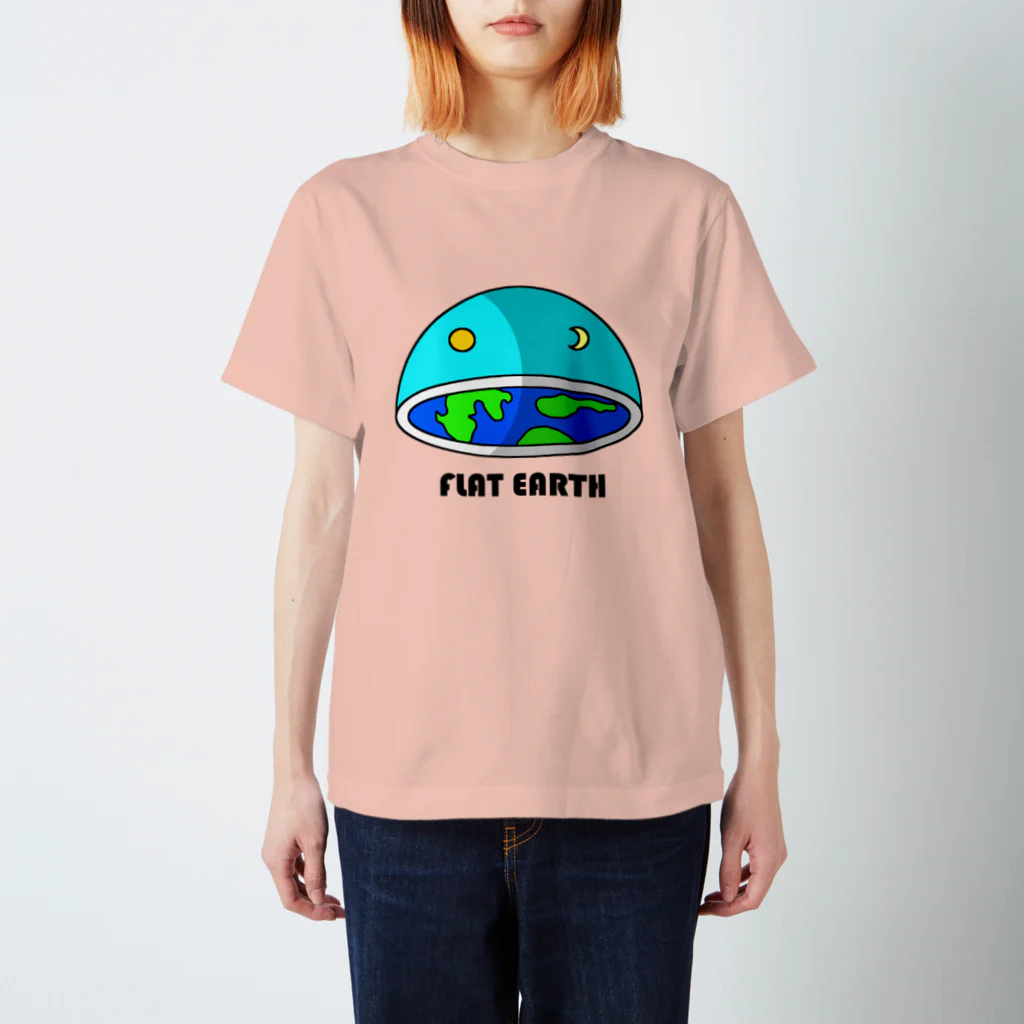 AVANT-GARDE　RESEARCH　REPORT　-アヴァンギャルド・リサーチ・リポート-のフラットアース　(FLAT　EARTH）透明背景 Regular Fit T-Shirt