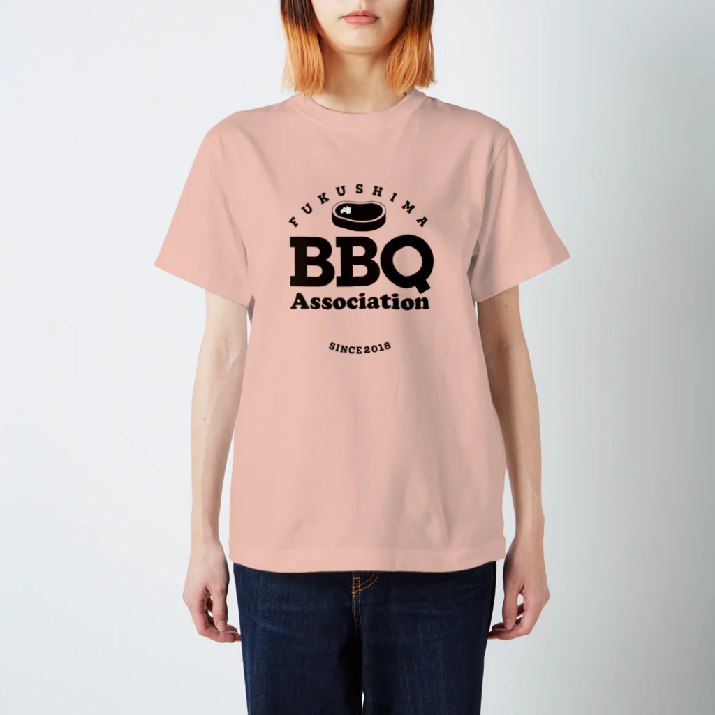 福島バーベキュー協会SHOPの福島BBQ協会Circleロゴ黒文字 スタンダードTシャツ