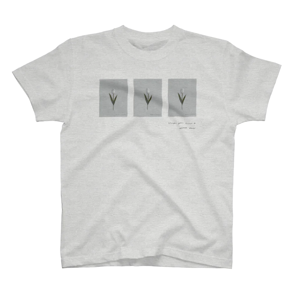 rilybiiのthree gray blue*** logo message Regular Fit T-Shirt