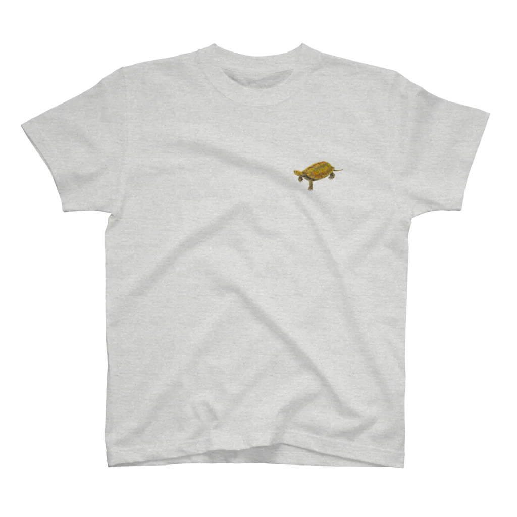 めろんぽっぷのお店だよの泳いできたよ、ニホンイシガメ （バックプリント） Regular Fit T-Shirt