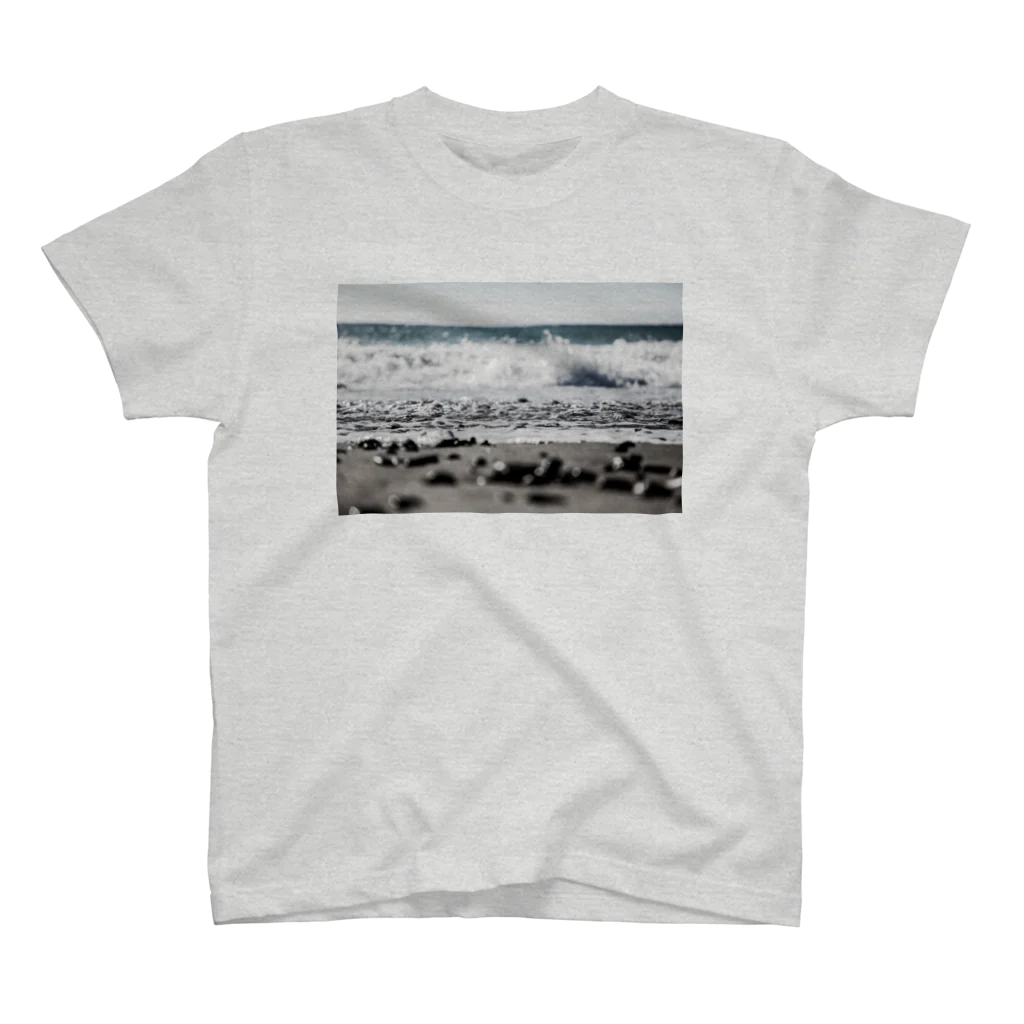 imoyukaのWhite wave Regular Fit T-Shirt