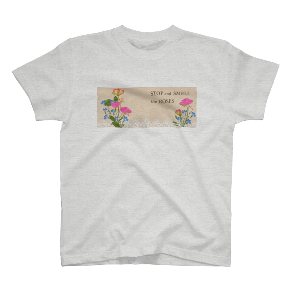 HAGUMIのStop and smell the roses Regular Fit T-Shirt