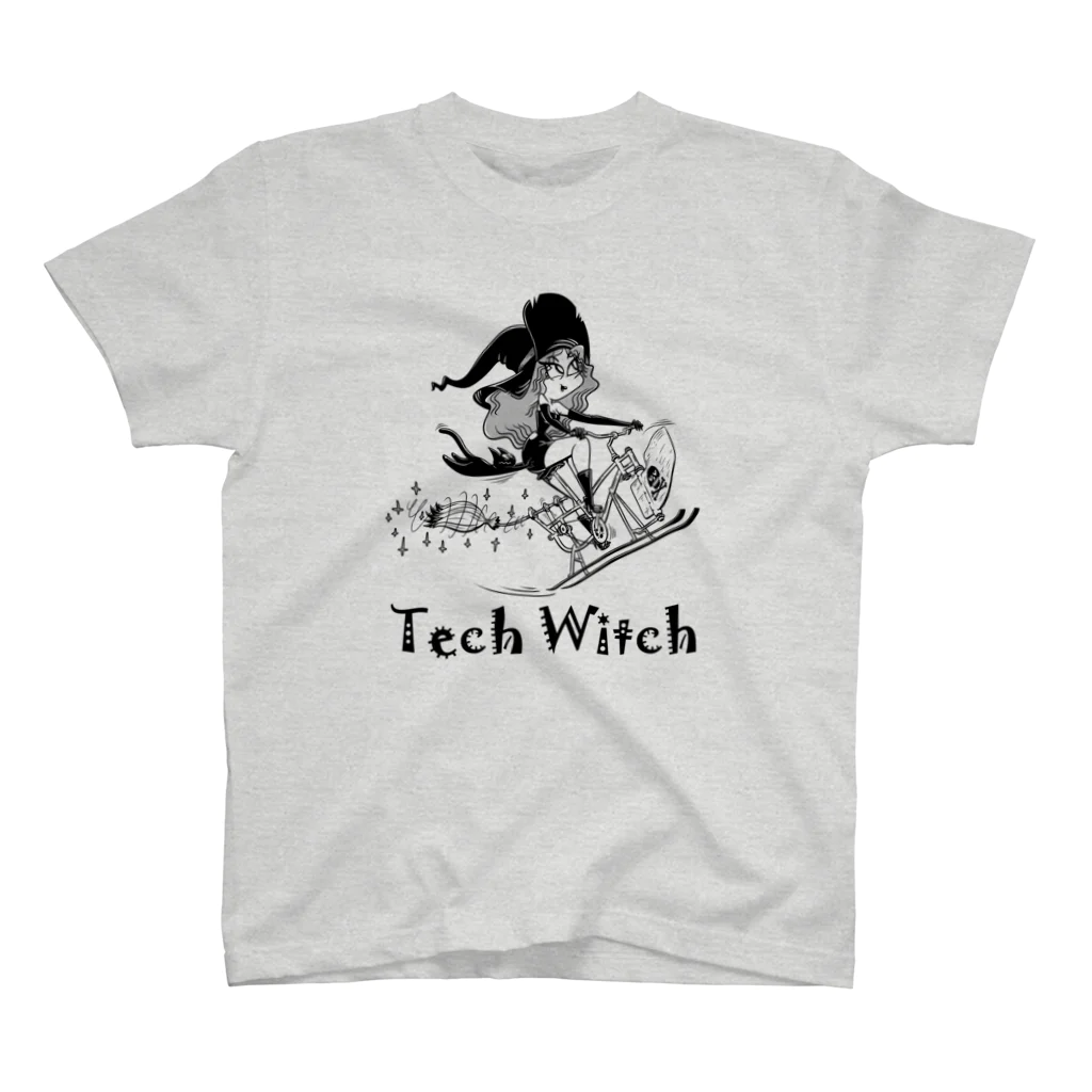 nidan-illustrationの“Tech Witch” Regular Fit T-Shirt