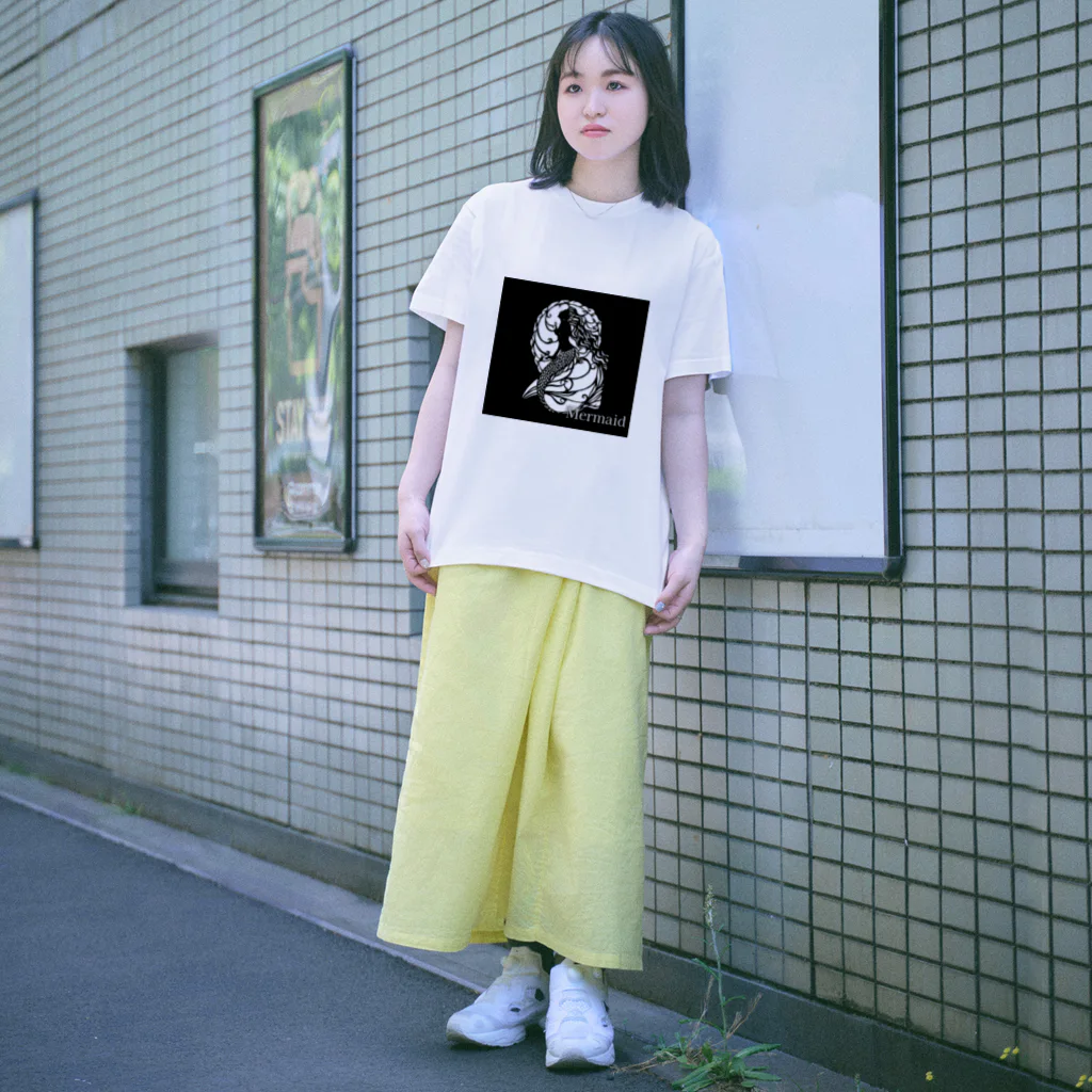 切り絵作家　MiHoの憂いの人魚姫・黒 Regular Fit T-Shirt