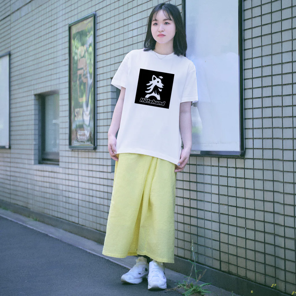 「Hütehund」(ヒューテフント)のHütehund :ヒューテフント Regular Fit T-Shirt
