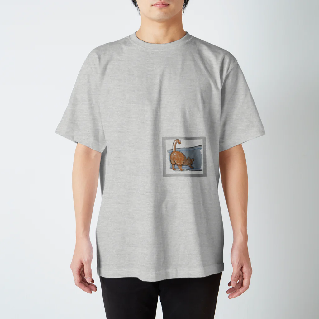 白湯のお湯割りの穴党のねこ Regular Fit T-Shirt