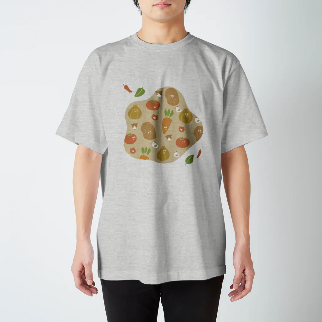 nenneの食べこぼし柄（カレーver） Regular Fit T-Shirt