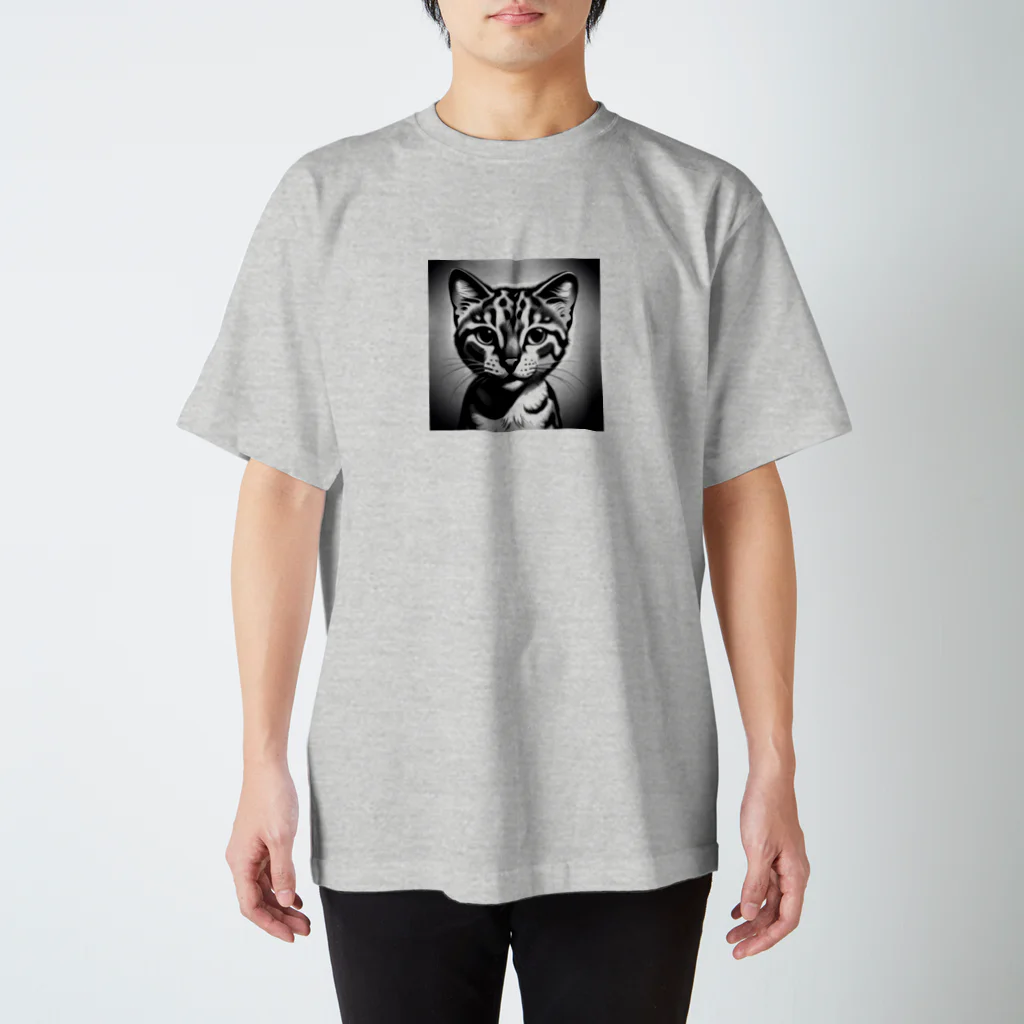 9neko6のサーバル Regular Fit T-Shirt