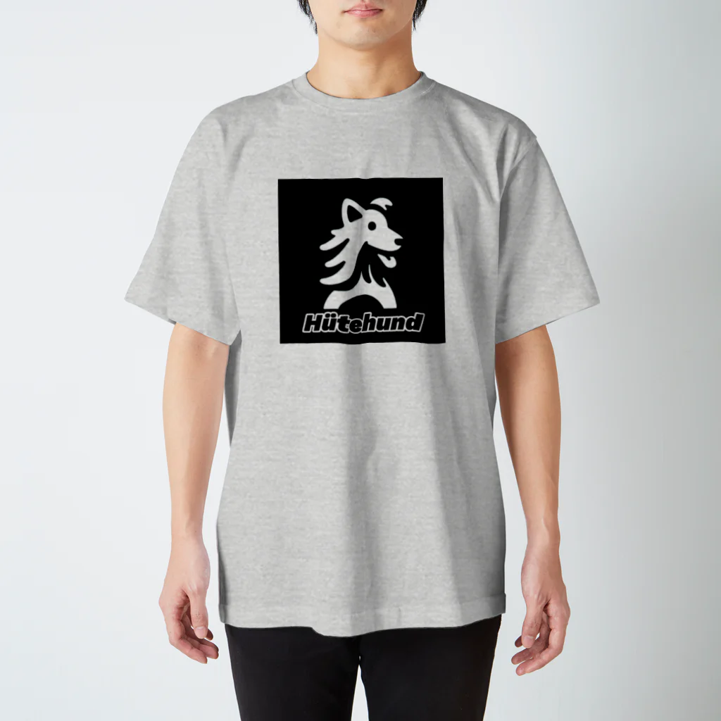 「Hütehund」(ヒューテフント)のHütehund :ヒューテフント Regular Fit T-Shirt