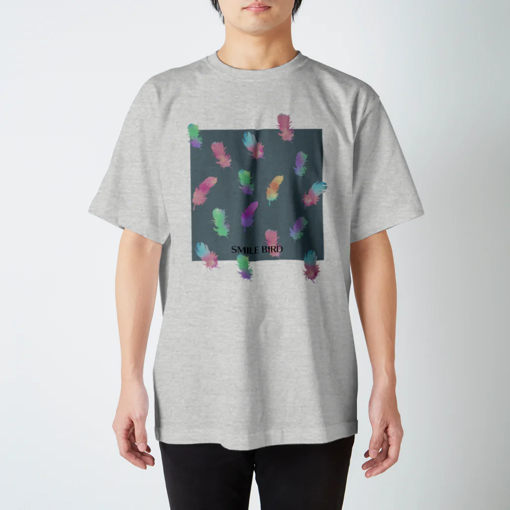 BUNBUN +の虹色の羽根 Regular Fit T-Shirt