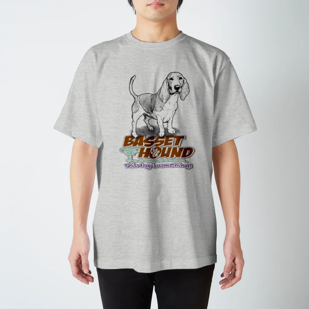 オリジナル工房プリントンの線画 バセットハウンド前面プリントTシャツ＜淡色＞ Regular Fit T-Shirt