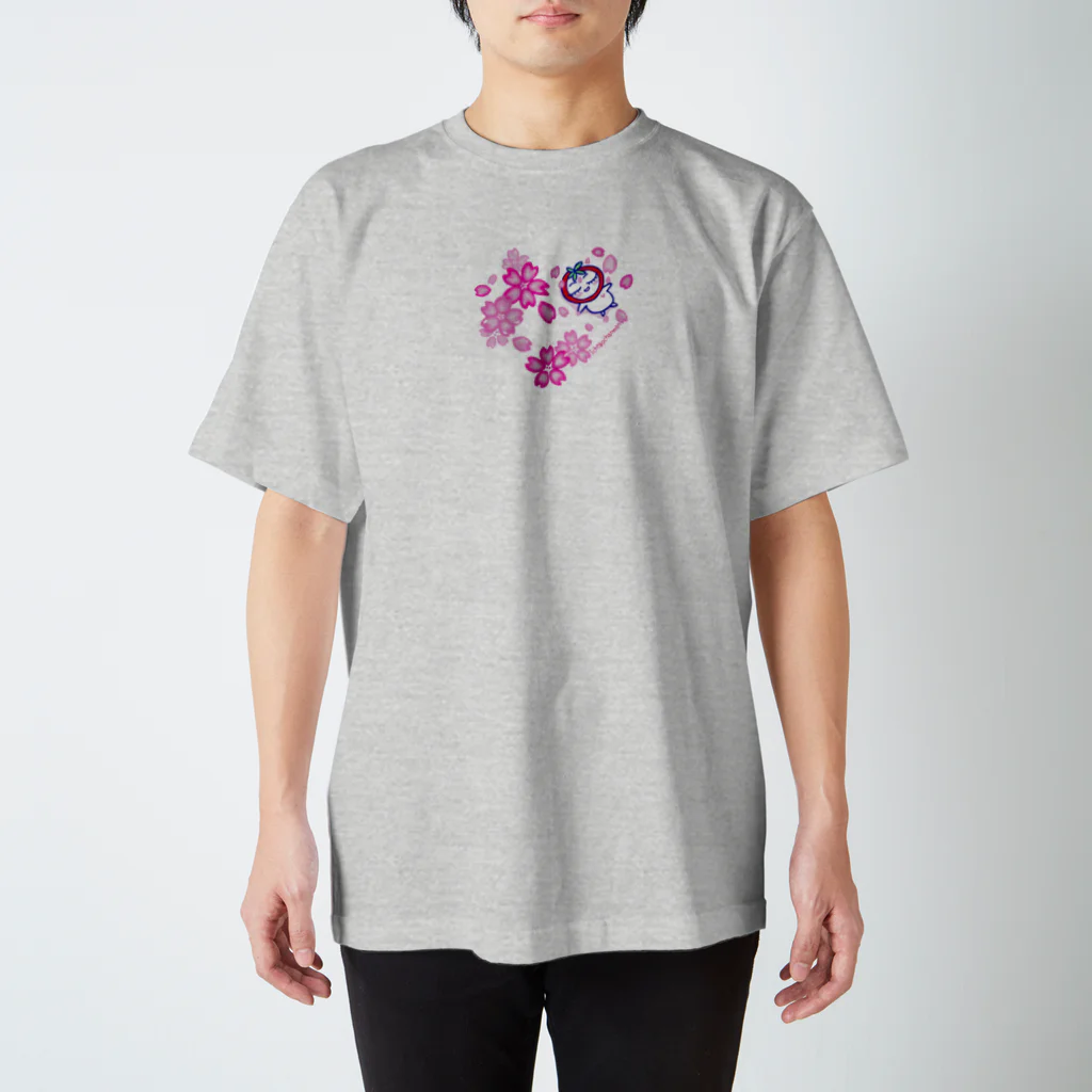 イチゴちゃんマンののんびりイチゴちゃんマン・桜バージョン Regular Fit T-Shirt