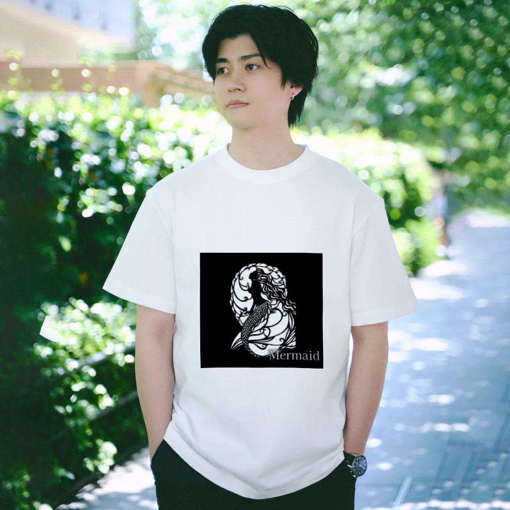 切り絵作家　MiHoの憂いの人魚姫・黒 Regular Fit T-Shirt