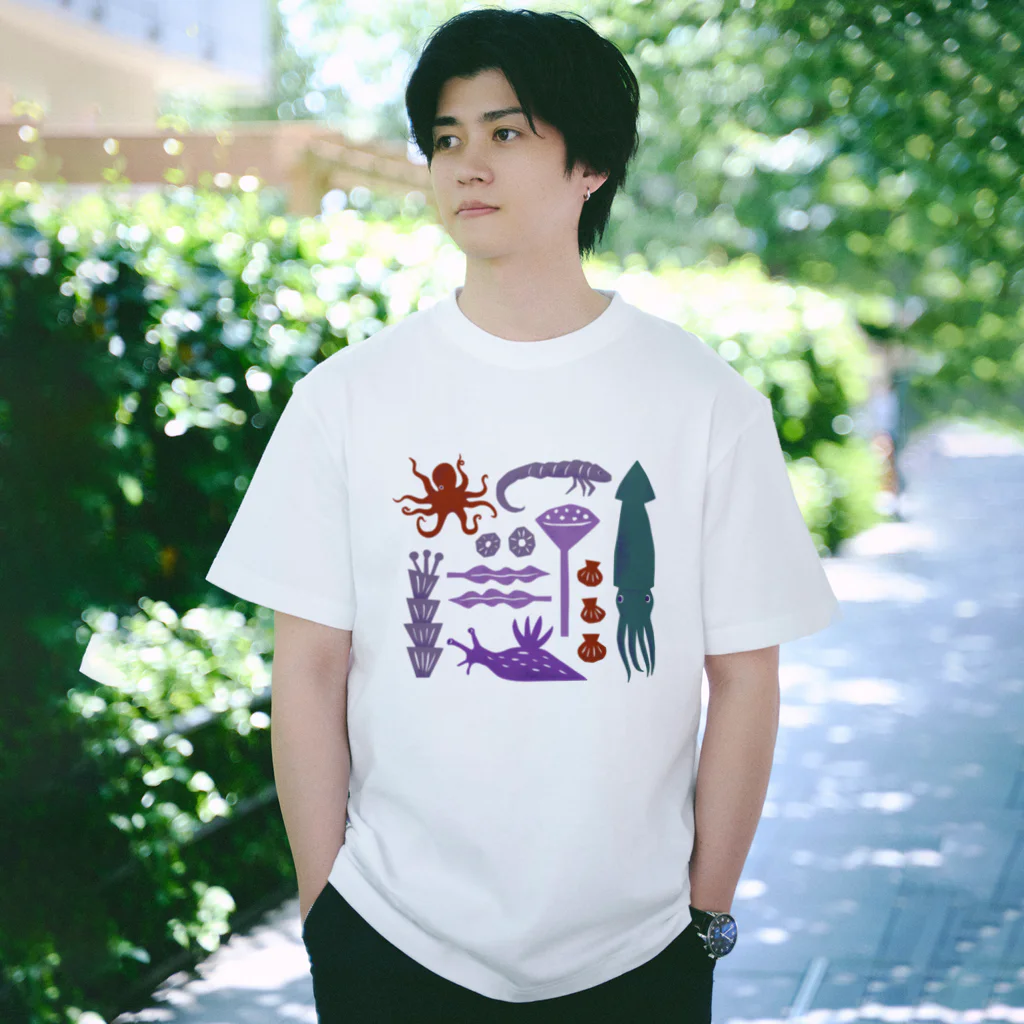水島ひねのSea Creatures Regular Fit T-Shirt