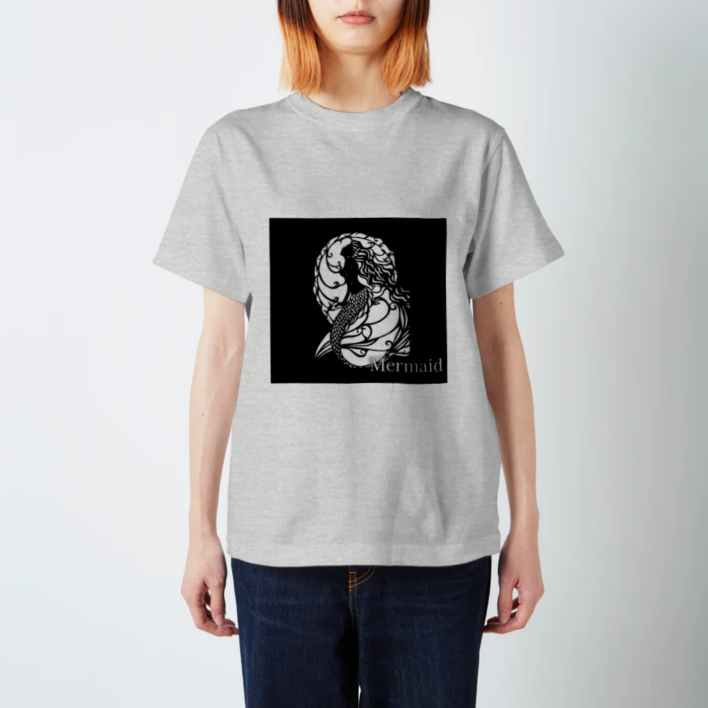 切り絵作家　MiHoの憂いの人魚姫・黒 Regular Fit T-Shirt