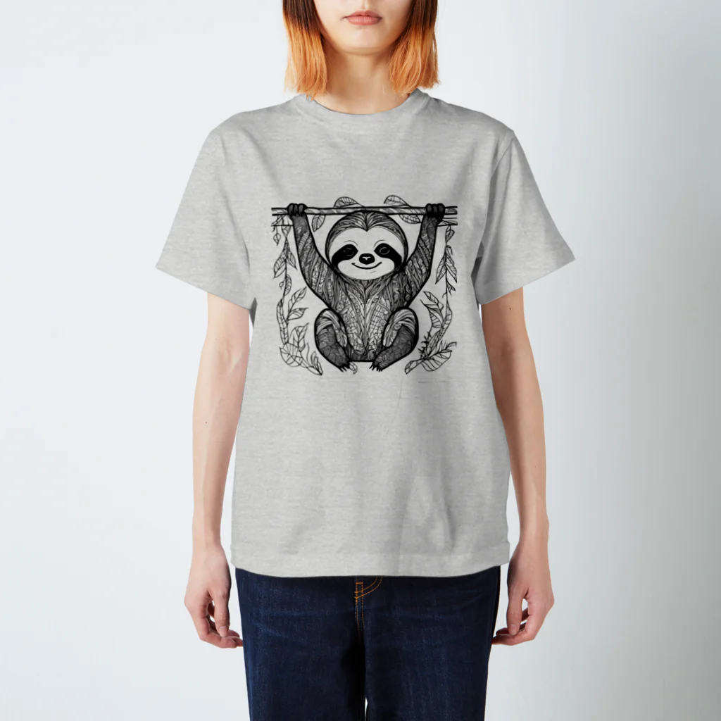 なっつ ふぁくとりーのゼンタングル　ナマケモノ Regular Fit T-Shirt