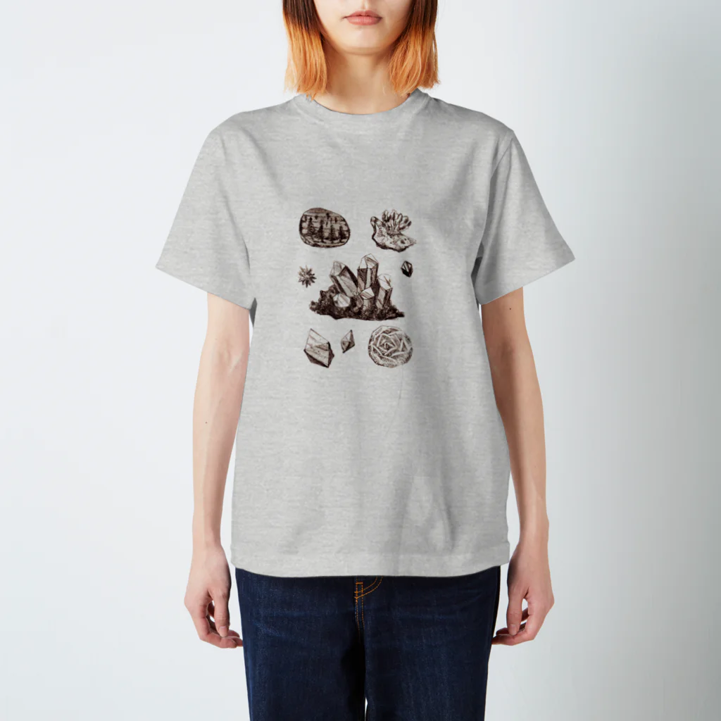 Haruka NishiyamaのNatural history #2  Minerals Regular Fit T-Shirt