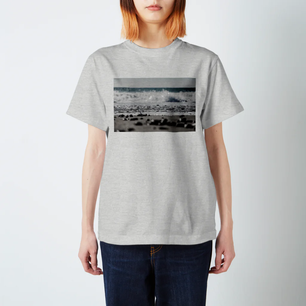 imoyukaのWhite wave Regular Fit T-Shirt