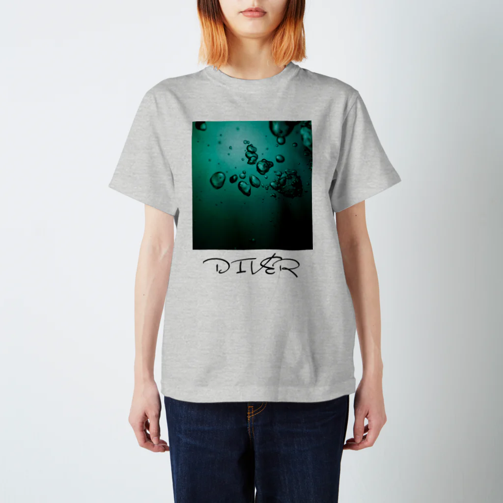 OCEANのDIVER (green) スタンダードTシャツ