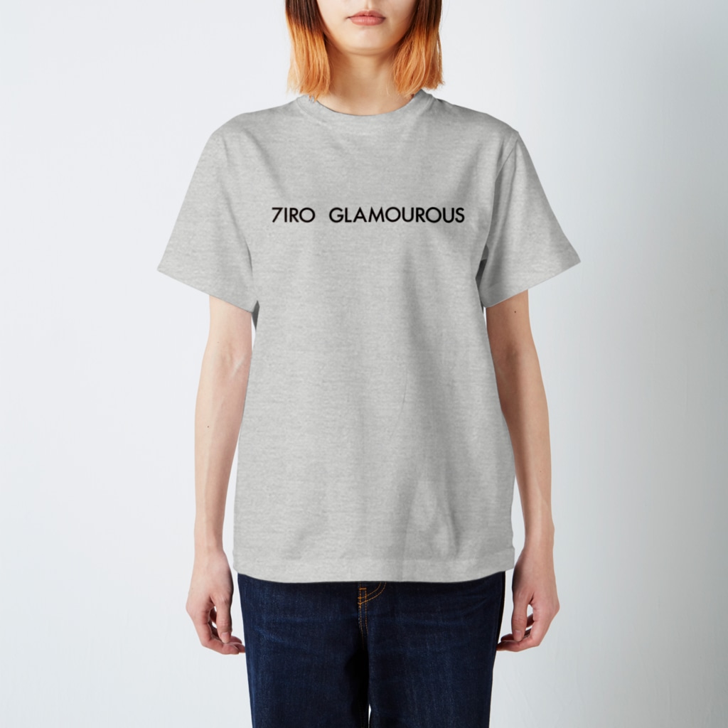 7IRO GLAMOUROUSの※ノエルなし黒文字 7IRO GLAMOUROUSシンプルロゴ  Regular Fit T-Shirt