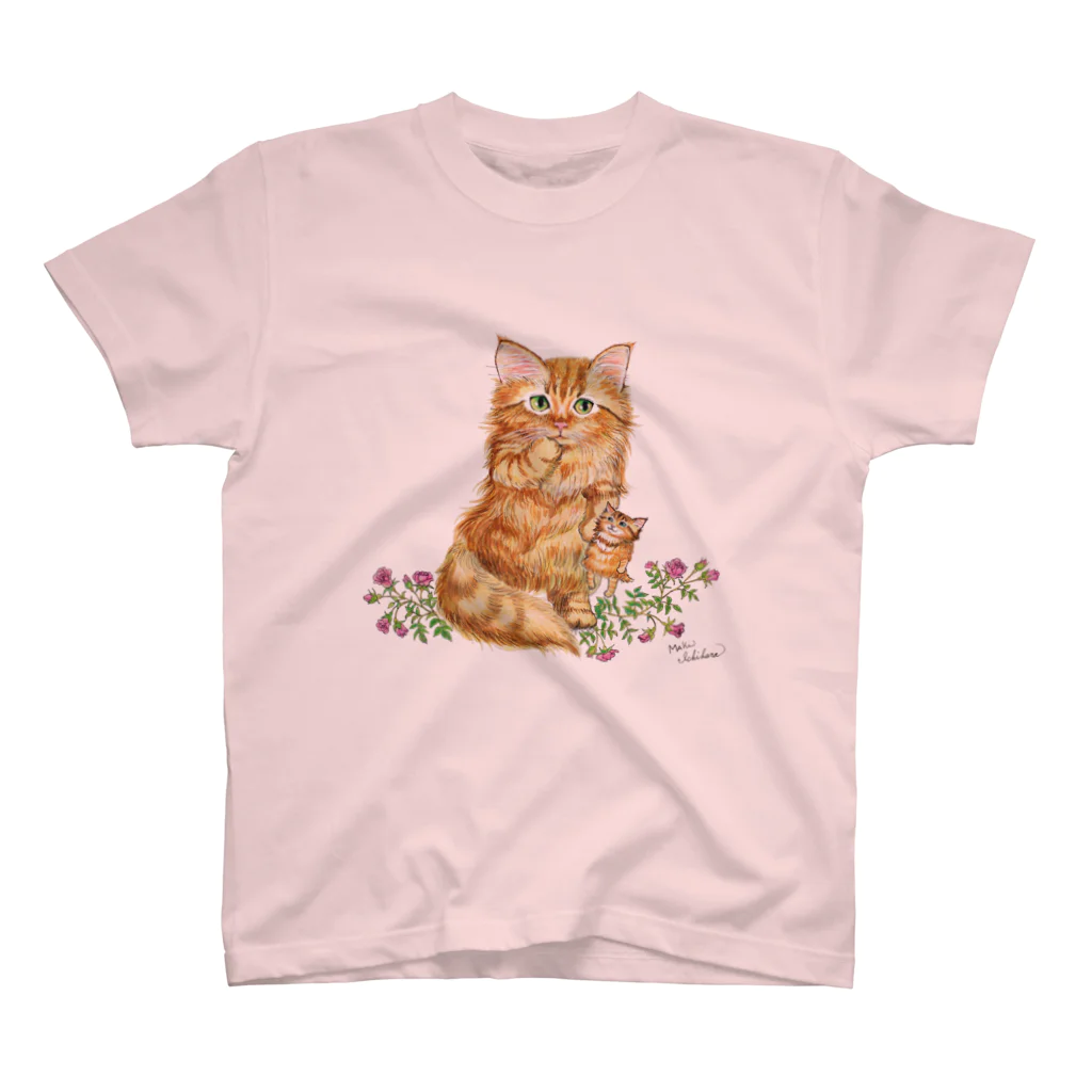もけけ工房 SUZURI店のすももとミニバラ Regular Fit T-Shirt