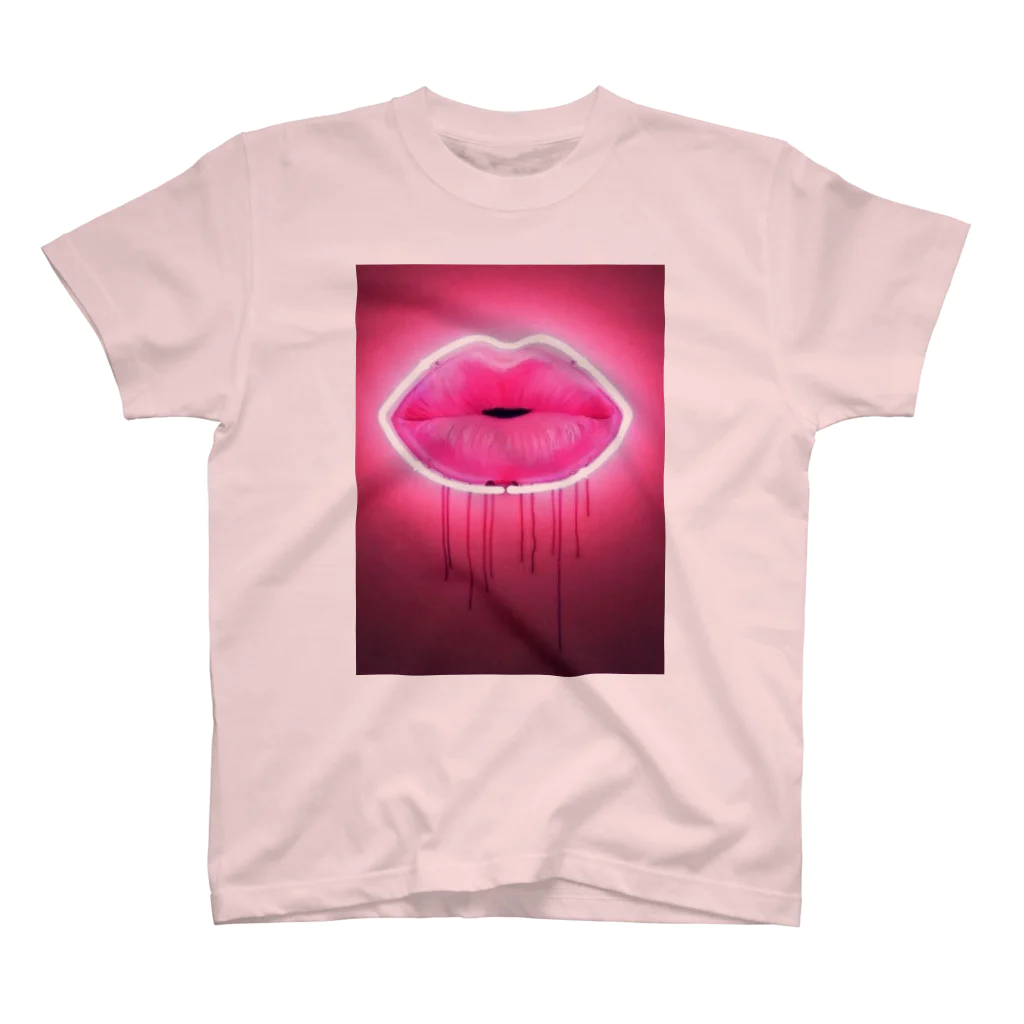 ピンクちゃんのKiss Me スタンダードTシャツ