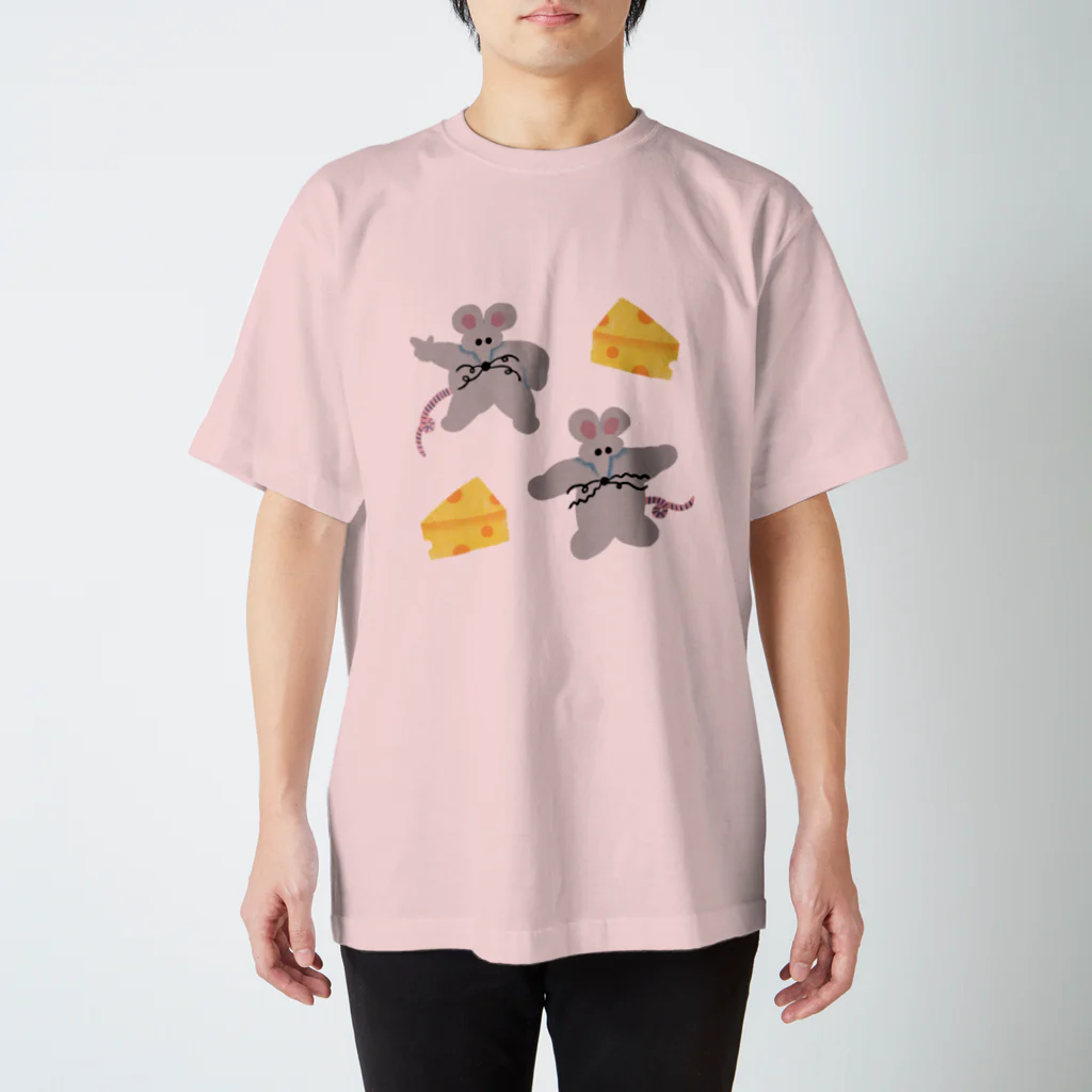 かわべしおん | イラストレーターのフィーバーねずみの予感 Regular Fit T-Shirt