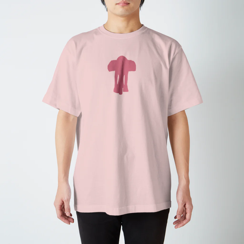 西荻案内所のSUZURI店の西荻にいたピンクの象02 Regular Fit T-Shirt