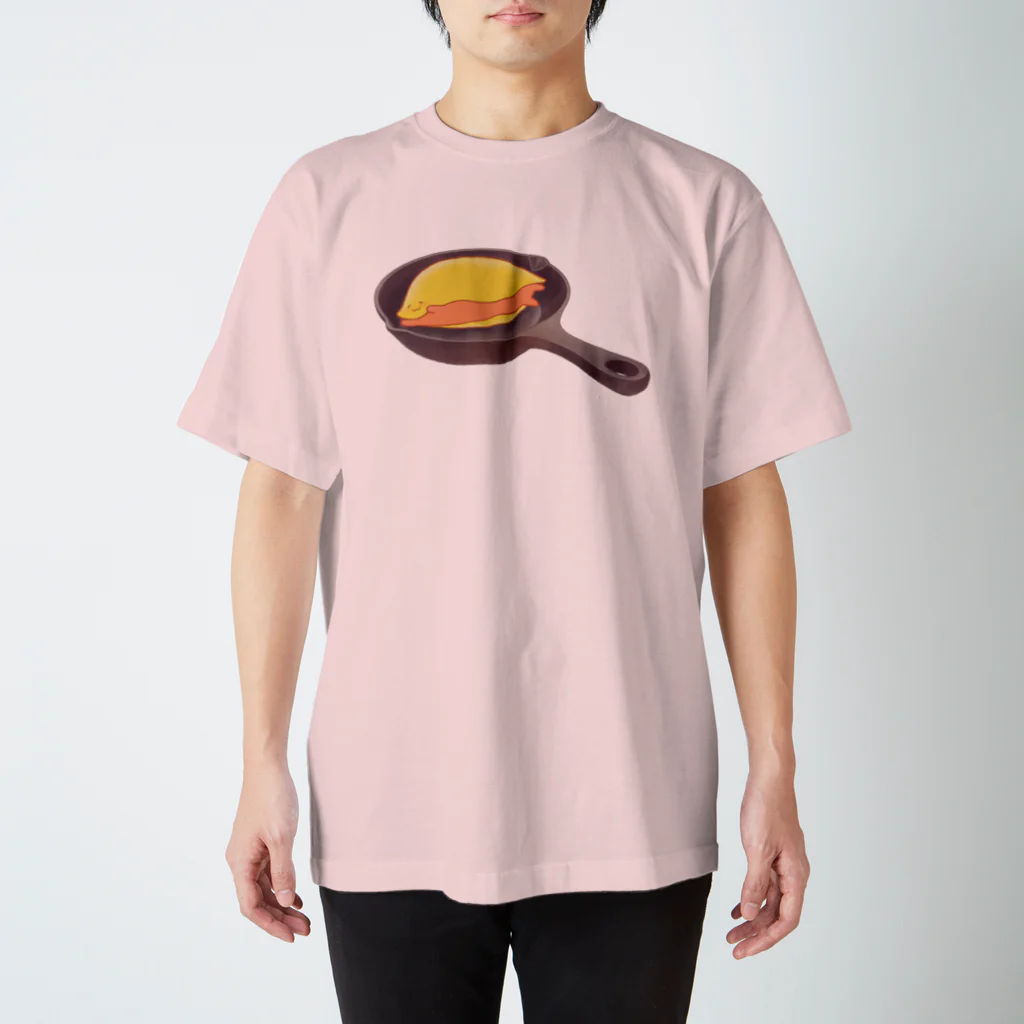 ゆるオムの【ゆるオム】包まれるオムライス Regular Fit T-Shirt