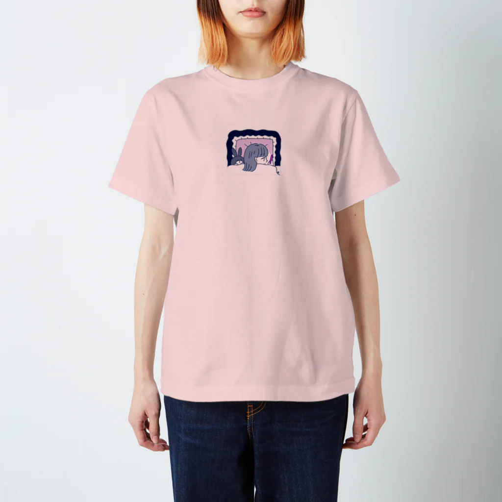 黄身子のベッドタイム Regular Fit T-Shirt