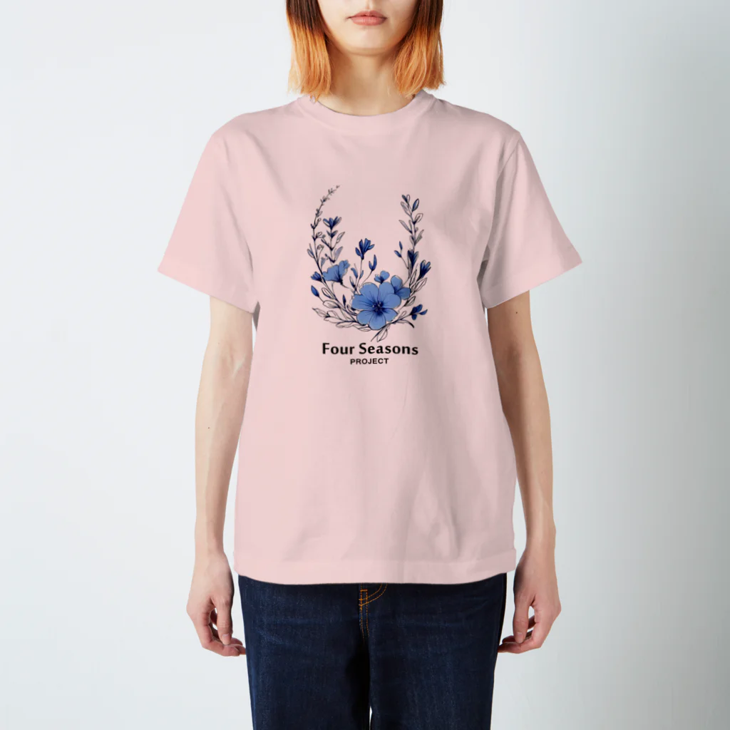 Four_Seasons_PJの青い野の花【A2】 Regular Fit T-Shirt