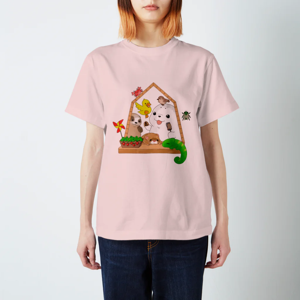 えーしょん【アザラシ・将棋】の将棋メルヘン スタンダードTシャツ