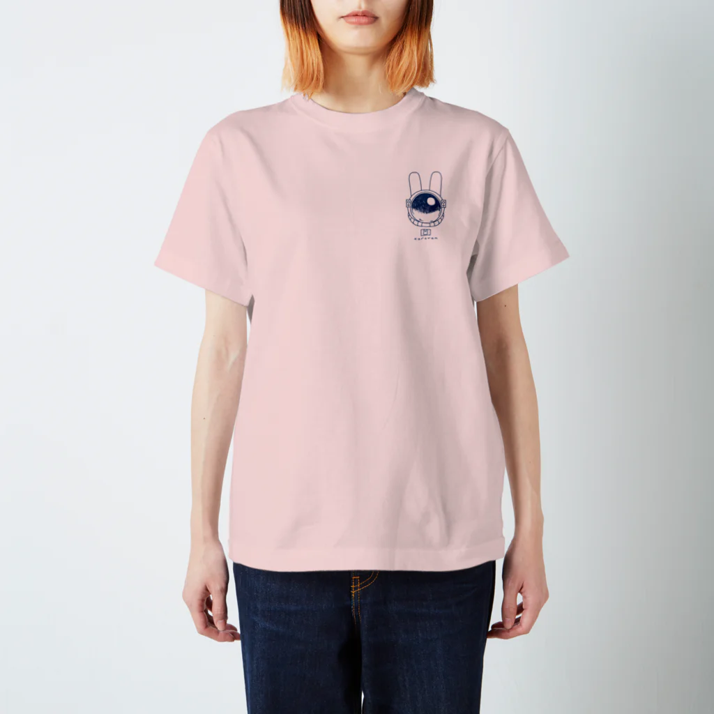 CARAVANのスペースバニー(ブルー) Regular Fit T-Shirt