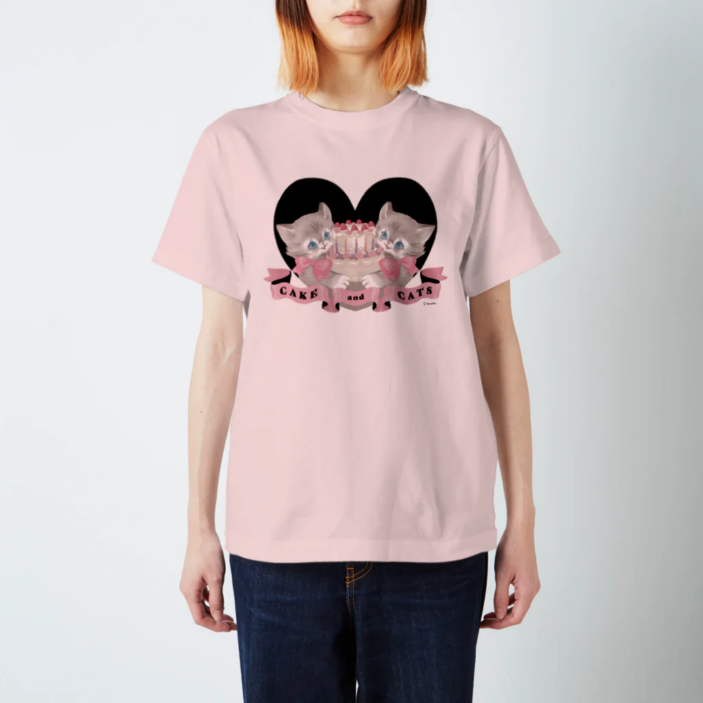 かわうそ🐹Ms LUTRAのCAKE and CATS Regular Fit T-Shirt