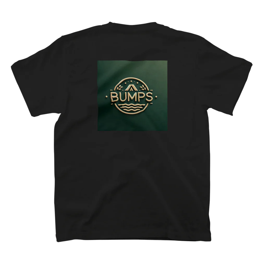 Bumps Design CollectionのBumpsの正式ロゴ スタンダードTシャツの裏面