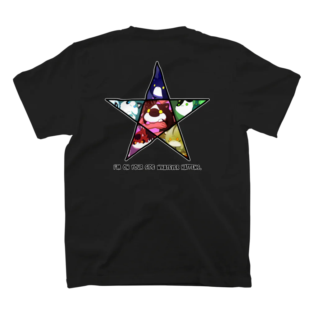 響雷レオふぃしゃるグッズしょっぷのシックス・ニャンズ　にんげんになるの。 Regular Fit T-Shirtの裏面