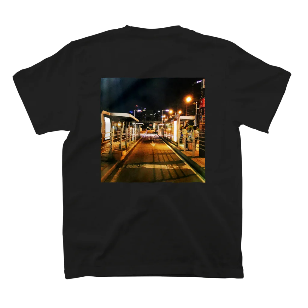 Tripyのソウルの夜景 Regular Fit T-Shirtの裏面