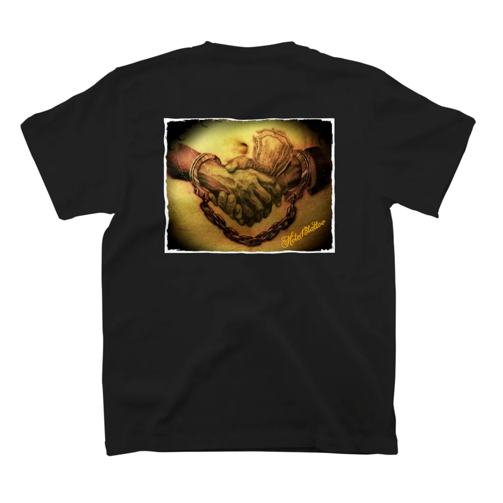 HOTEI13TATTOOのShakehands tattoo スタンダードTシャツの裏面