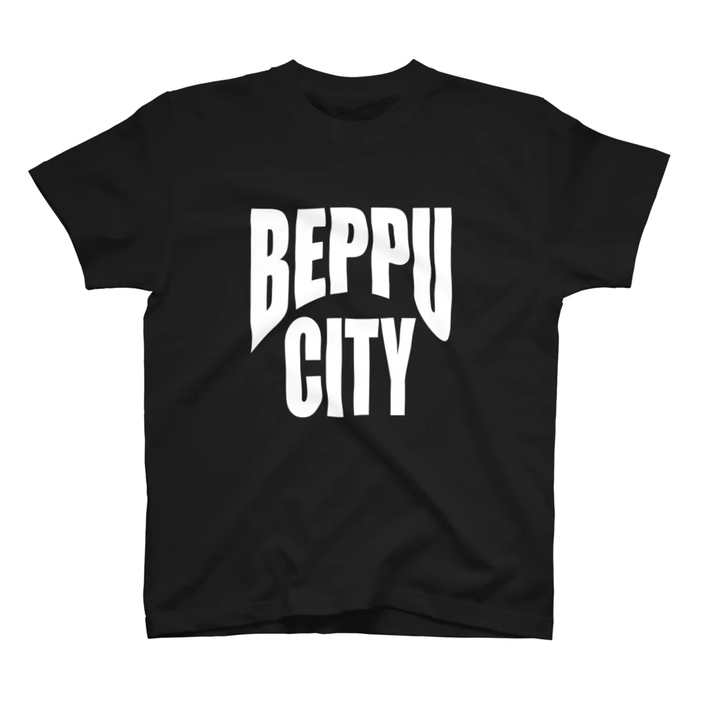 kotomiのBEPPU CITY (white) Regular Fit T-Shirt